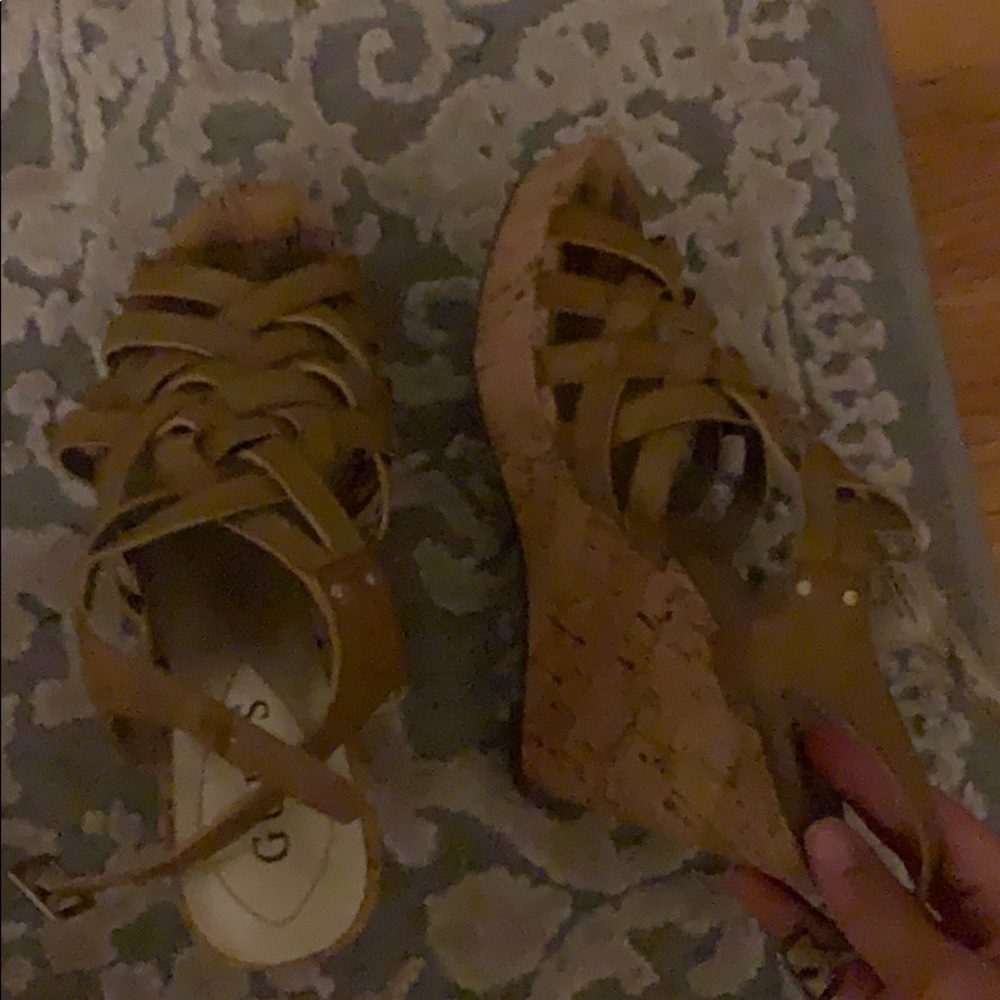 tan wedges